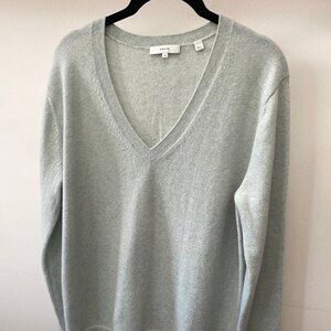 Vince 100% cashmere sweater light sea-foam color, size M